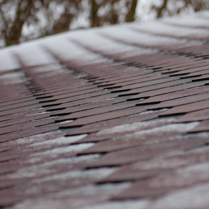Wintry roof system